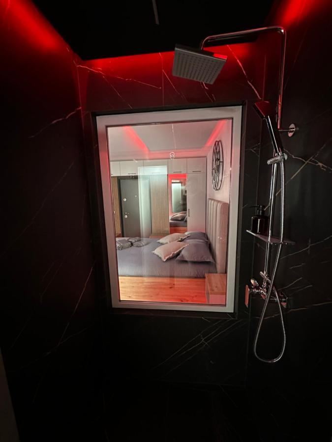 Fantasy Room Iasi Bagian luar foto